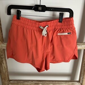 Vuori Clementine Lines Shorts Size Small Grapefruit